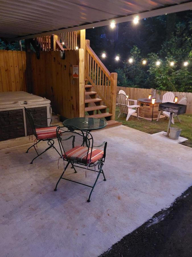 Moonlight Woods Cabin. Beautiful & Relaxing. Villa Sevierville Dış mekan fotoğraf